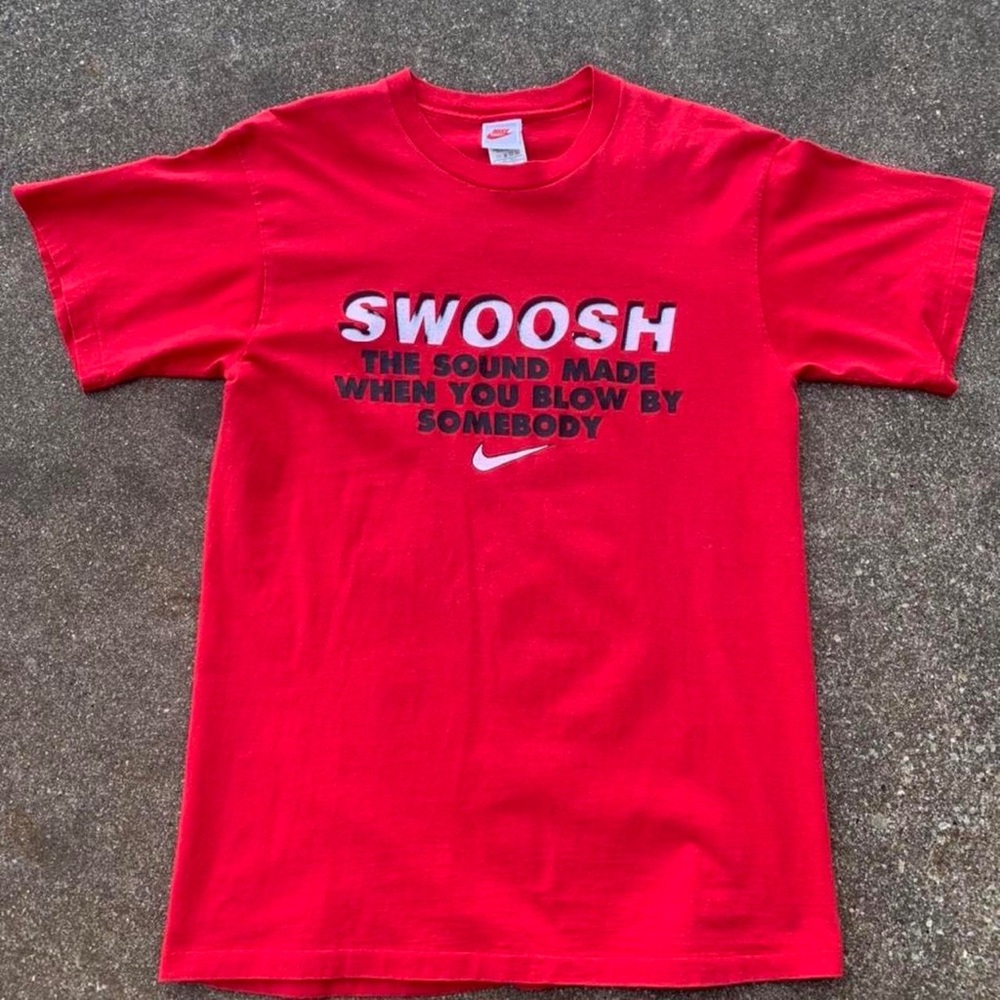 Vintage 90s Nike Swoosh t shirt
